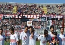 Il Taranto vicino a Daniel Leone